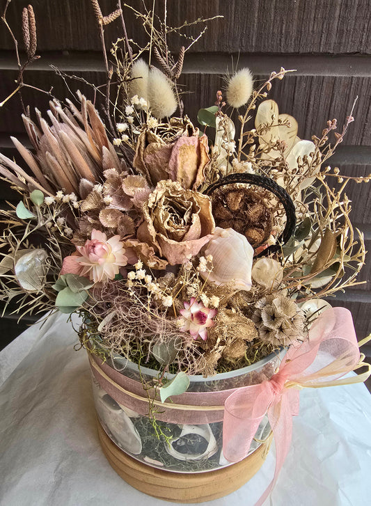 Dried flower Posy box