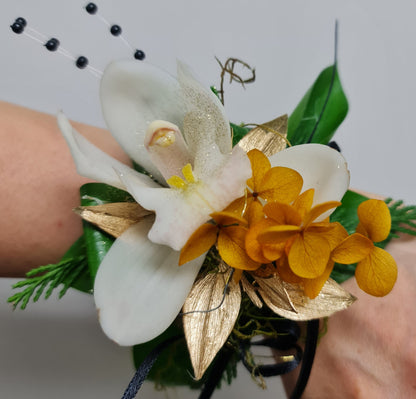 School Ball Corsages & Buttonholes