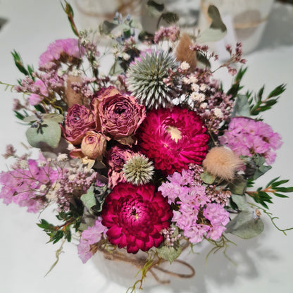 Customised Dry Flower Arrangements & Wreath