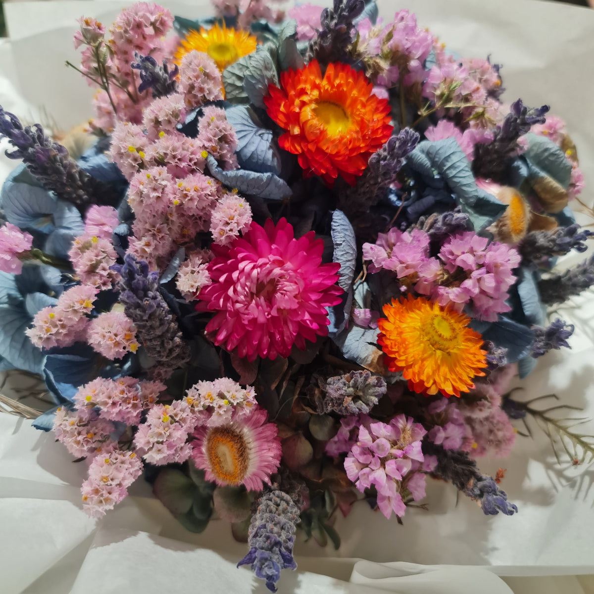 Customised Dry Flower Arrangements & Wreath
