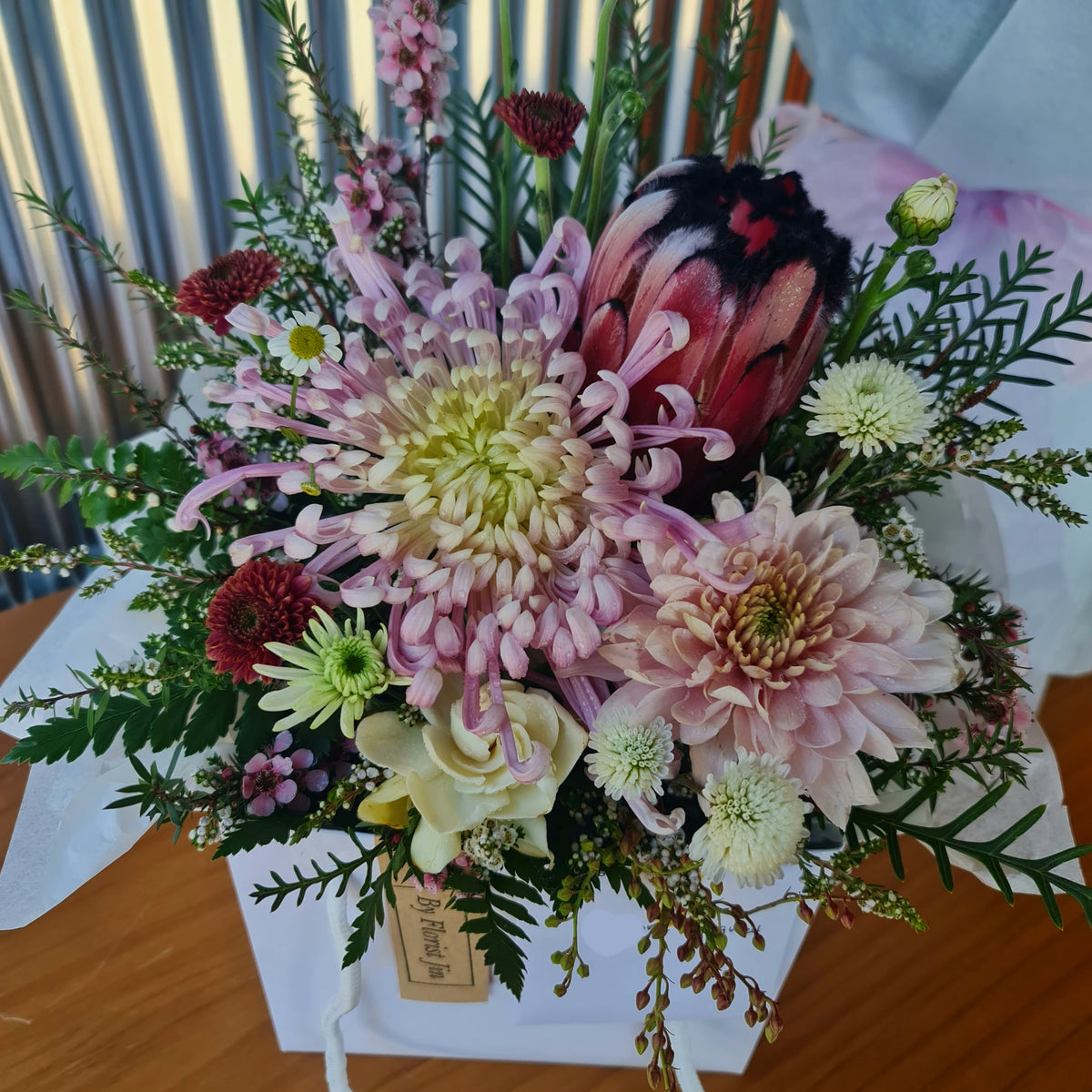 Posy box & Arrangement
