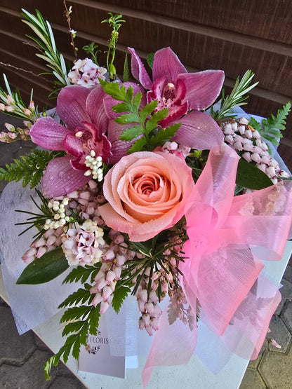 Posy box & Arrangement